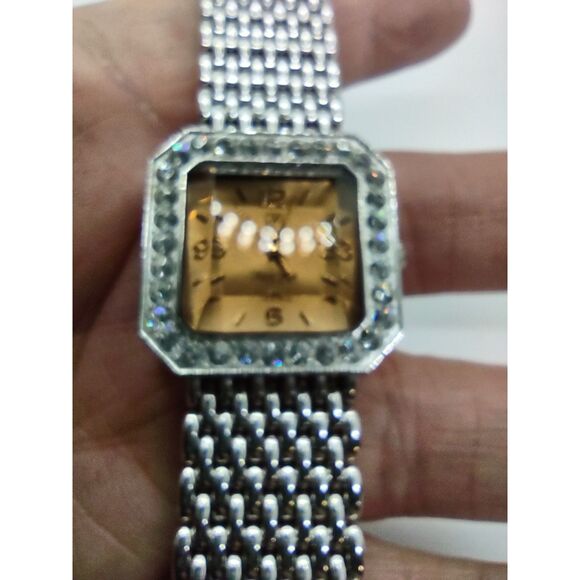 Victoria Wieck Beverly Hills B4055 Amber Crystal Vintage Watch - Picture 3 of 15